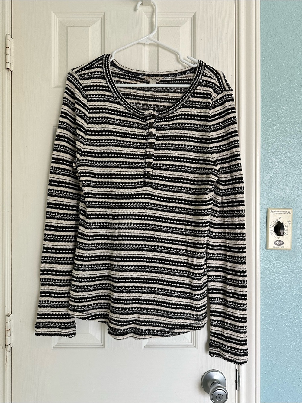 Lucky Brand Chloe Womens XL Black Cream Striped Knit Henley Shirt Sweater Boho
